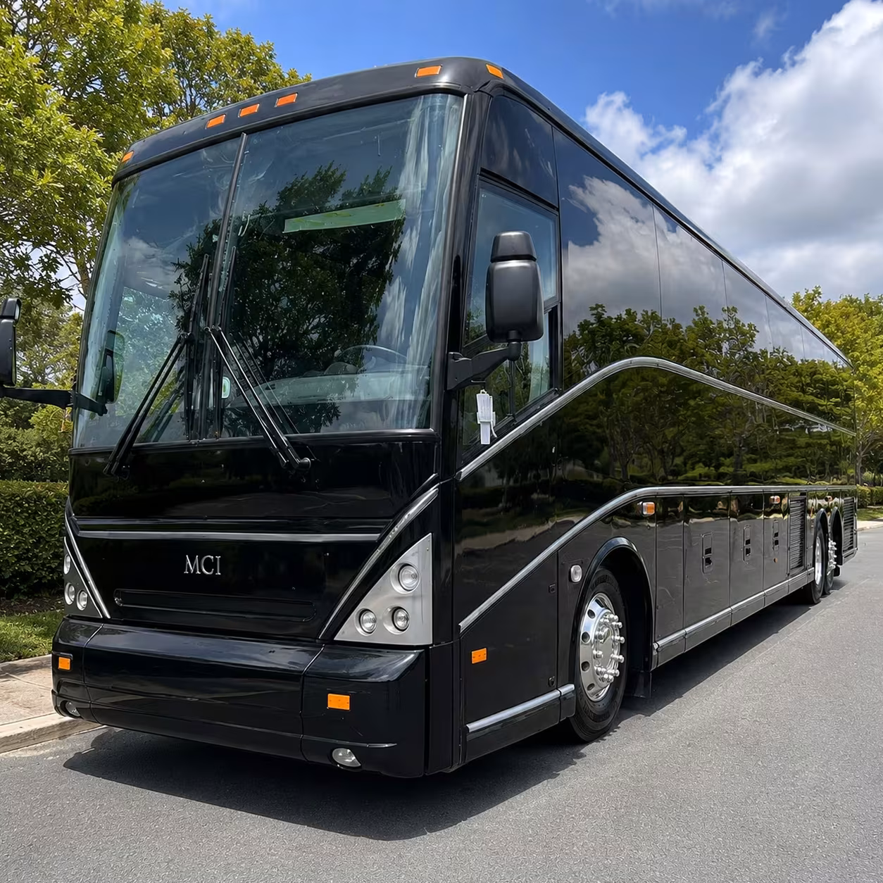 ada accessible field trip bus rentals in greensboro