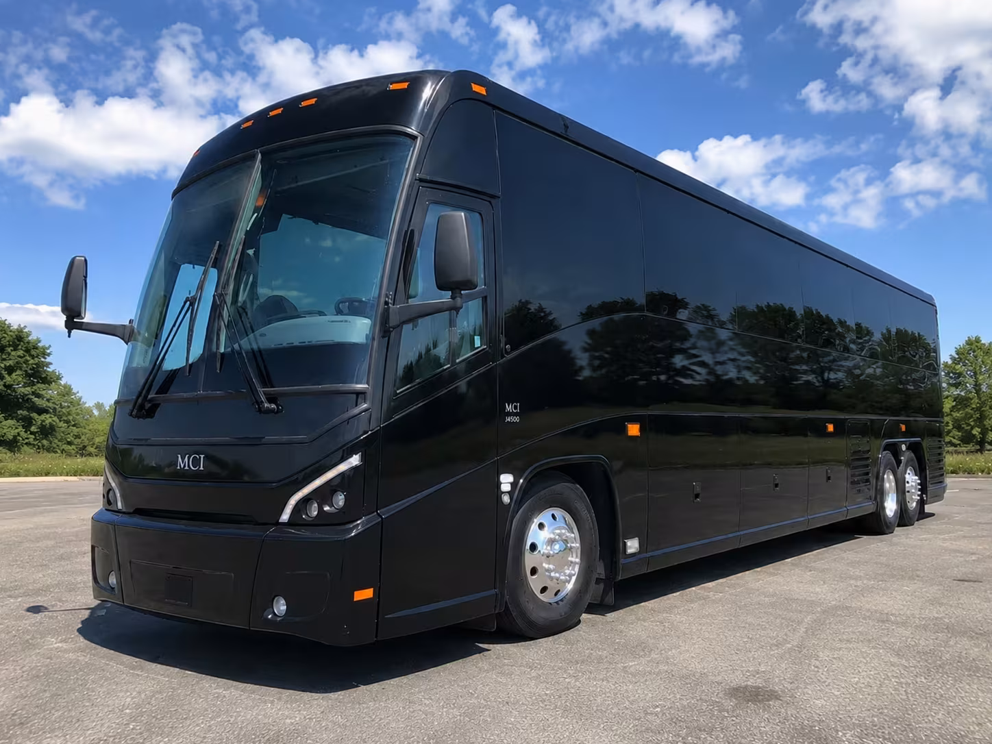 first horizon coliseum shuttle bus rentals in greensboro